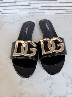 Dolce & Gabbana Black Patent Slide Sandals with Gold DG Emblem size 8